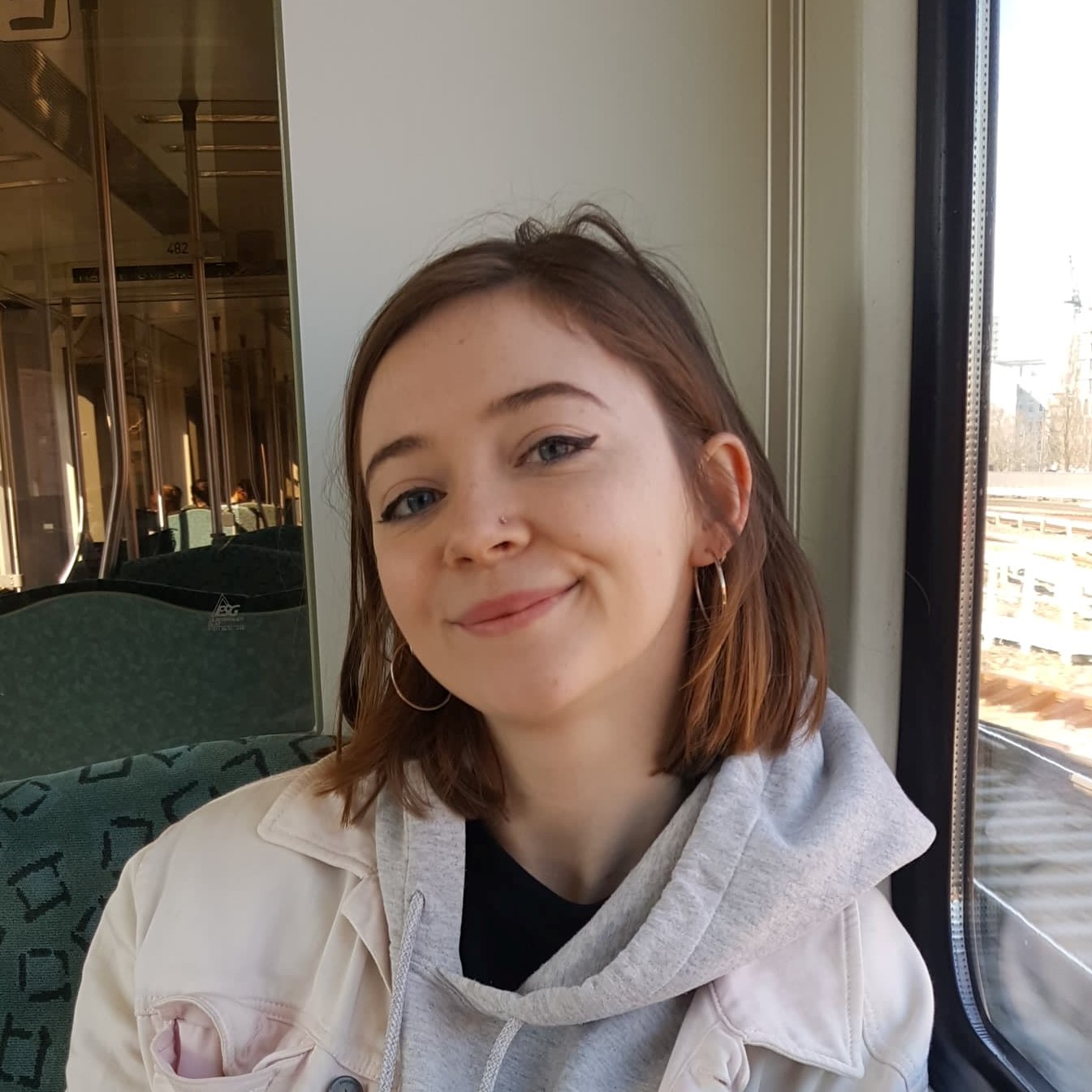 ppic (2) – Elfie Lawson